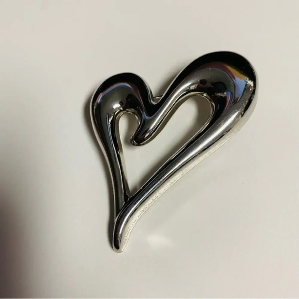 Monet Vintage Signed Silvertone Heart Brooch Pin 2.5” 70s